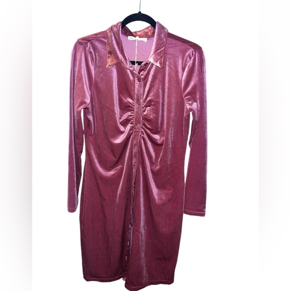 Madison Dresses & Skirts - Long sleeve pink dress| Size small